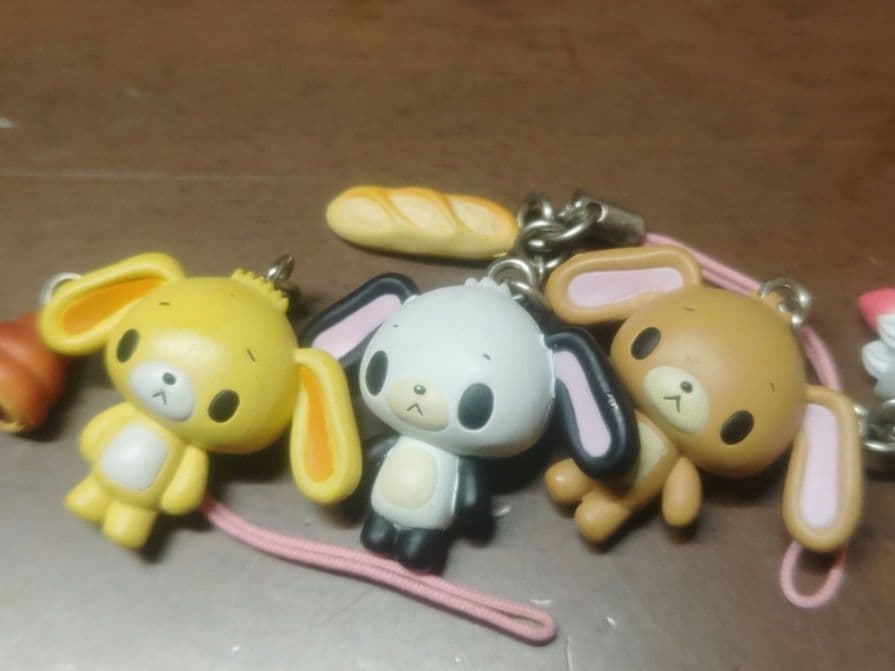 シュガーバニーズ　フィギュアストラップ