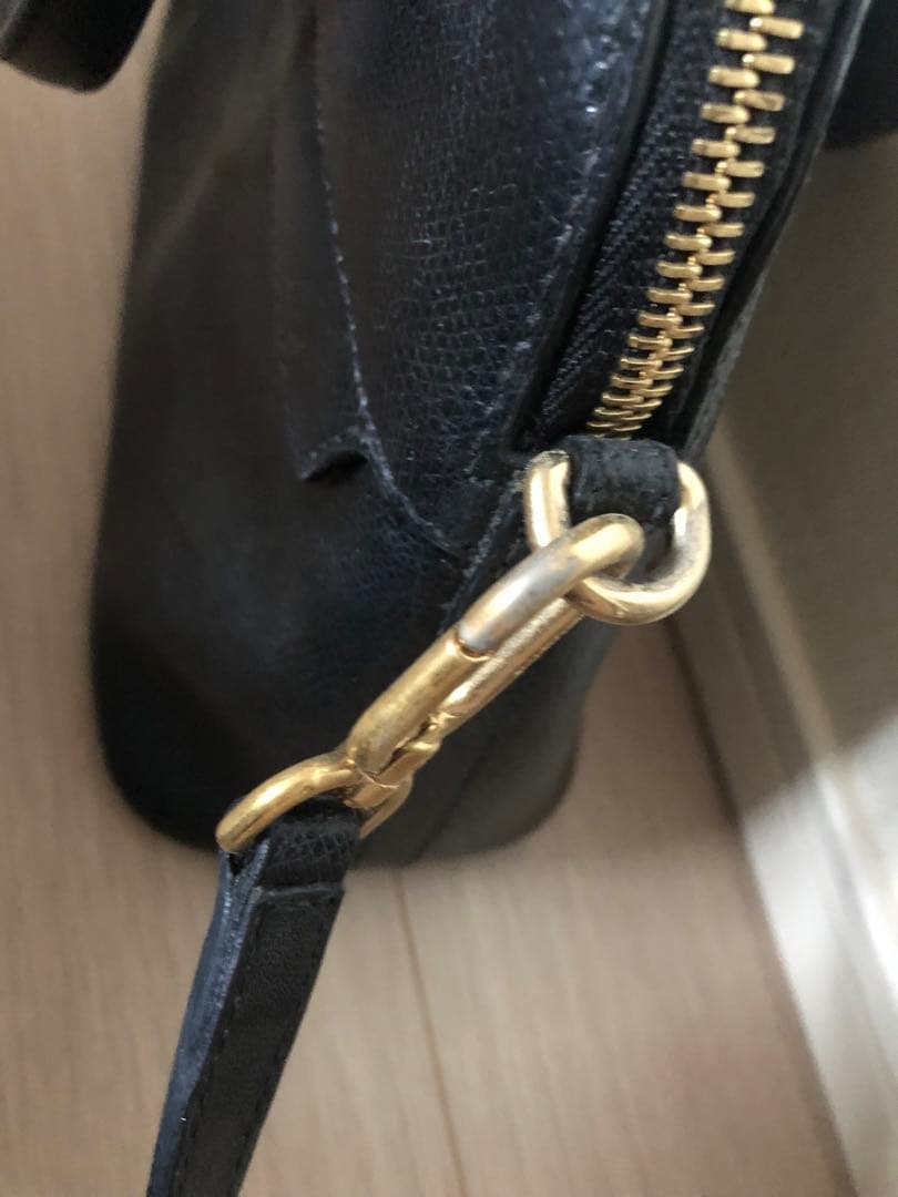 FURLA パイパー　ブラックレザーショルダーバッグ