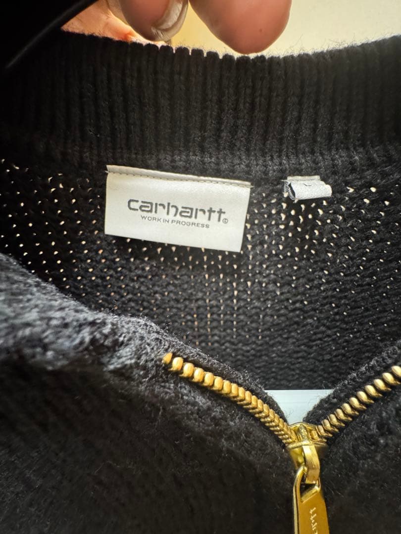 未使用品　今大人気のCarhartt デトロイトニット黒 ジャケット