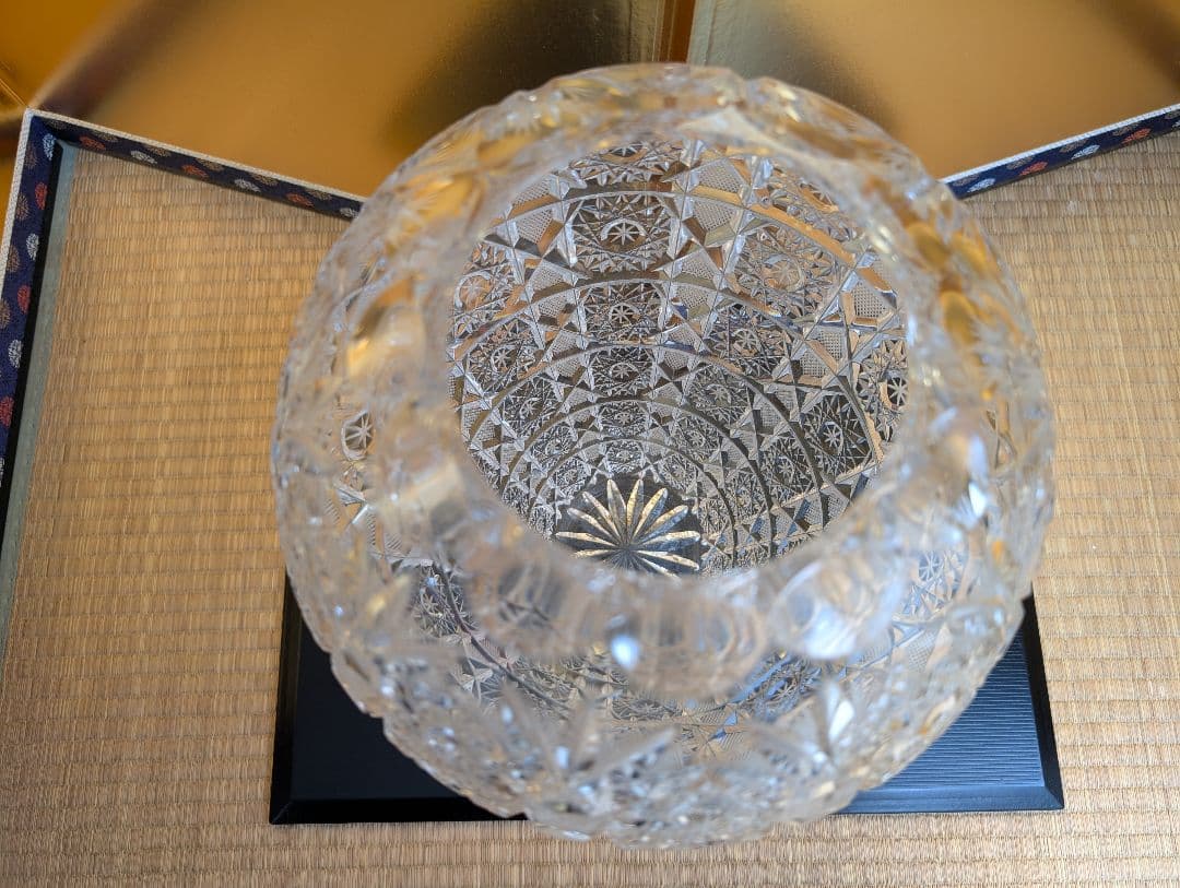 ガラス工芸 クリスタル 花瓶 ボヘミアン ボヘミアガラス フラワー