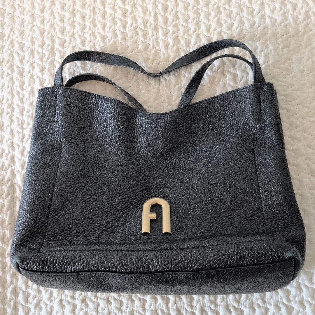 FURLA　フルラ　ハンドバッグ　肩掛け　レザー　本革　ブラック　プリムラ