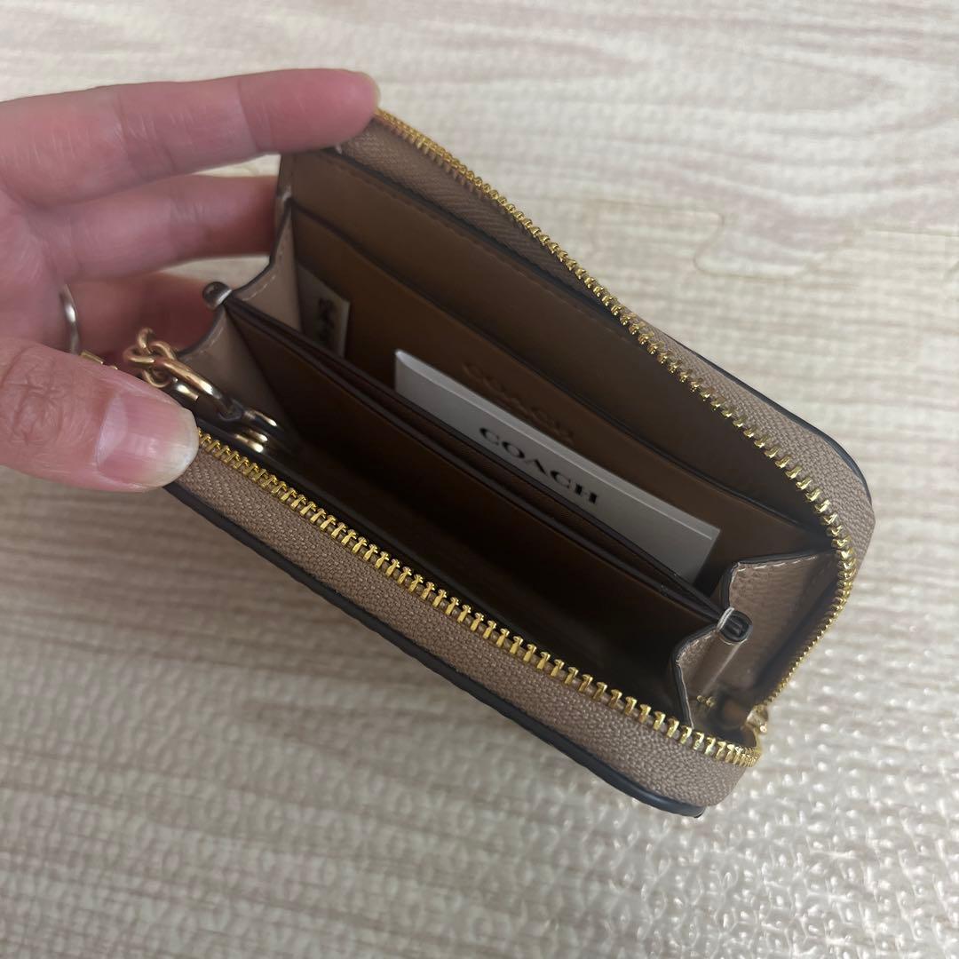 COACHコーチ カードケース 新作 キーケースぺブル レザー ベージュ