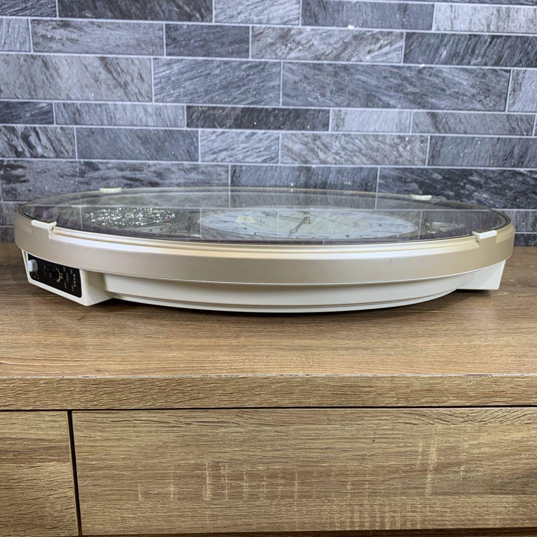 生産終了品　CITIZEN　電波掛時計 パルミューズクイーンダムN 4MN484