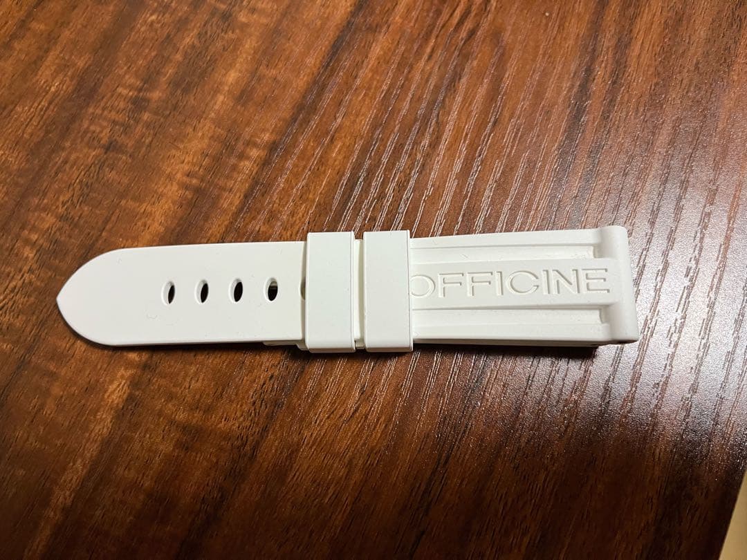 【かっくん】PANERAI ホワイト ラバーベルト