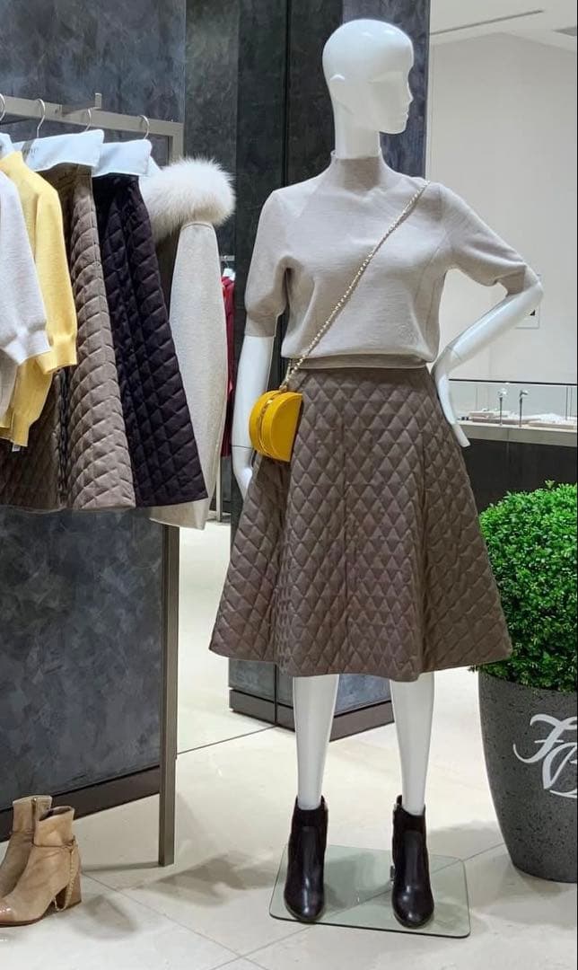 FOXEY Skirt “Cross Flare” 42