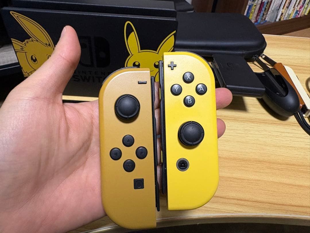 Nintendo Switch ピカチュウ&イーブイ 本体 スイッチ セット