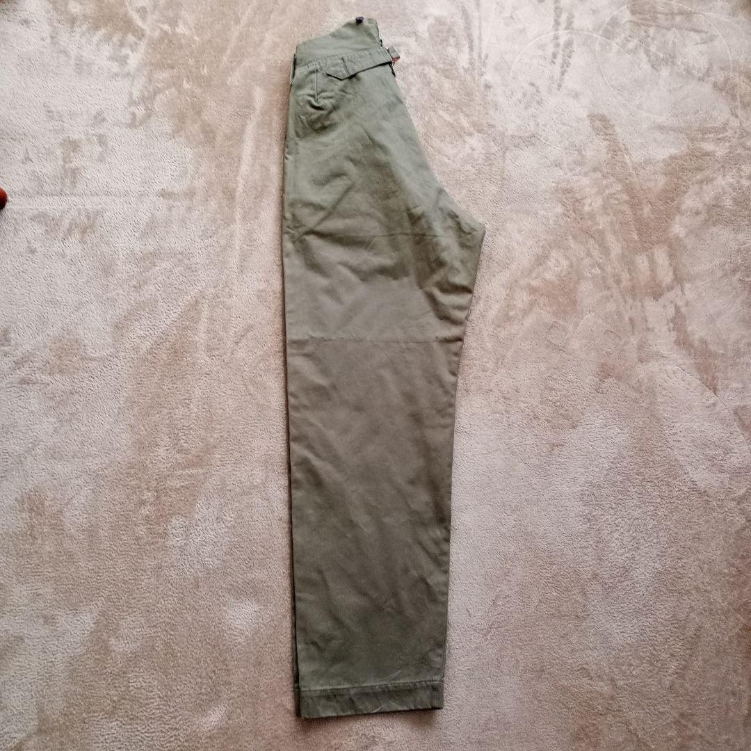 ナイジェル・ケーボン　試着のみ　フレンチワークチノ　グリーン　サイズ10