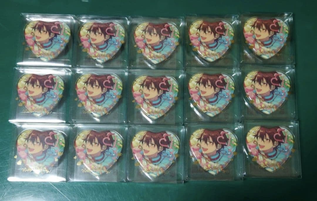 あんスタ ホワイトデー ハート缶バッジ 守沢千秋 - メルカリ