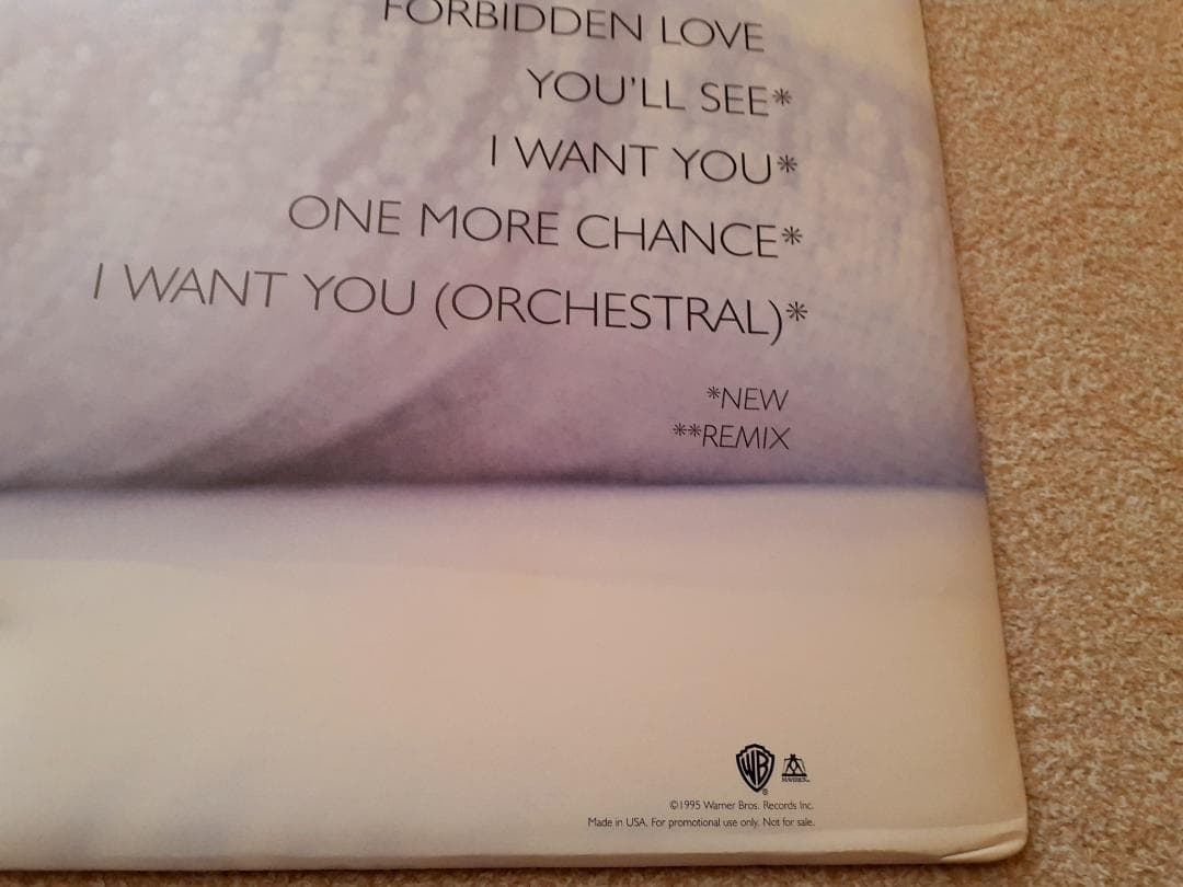 マドンナ　Something To Remember　大型 宣伝用 ディスプレイ