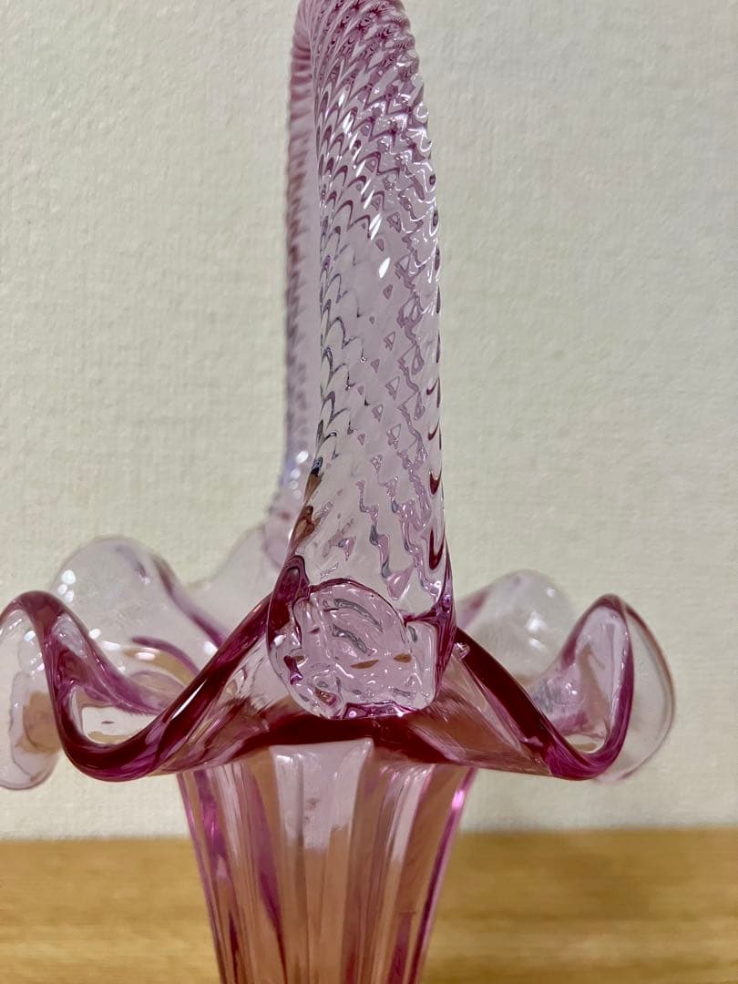 フェントン ピンク バスケット/小物入れ/花瓶/フラワーベース - メルカリ