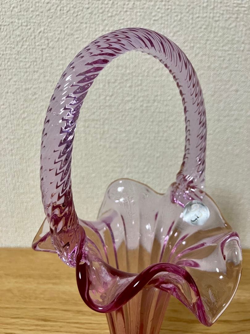 フェントン ピンク バスケット/小物入れ/花瓶/フラワーベース - メルカリ