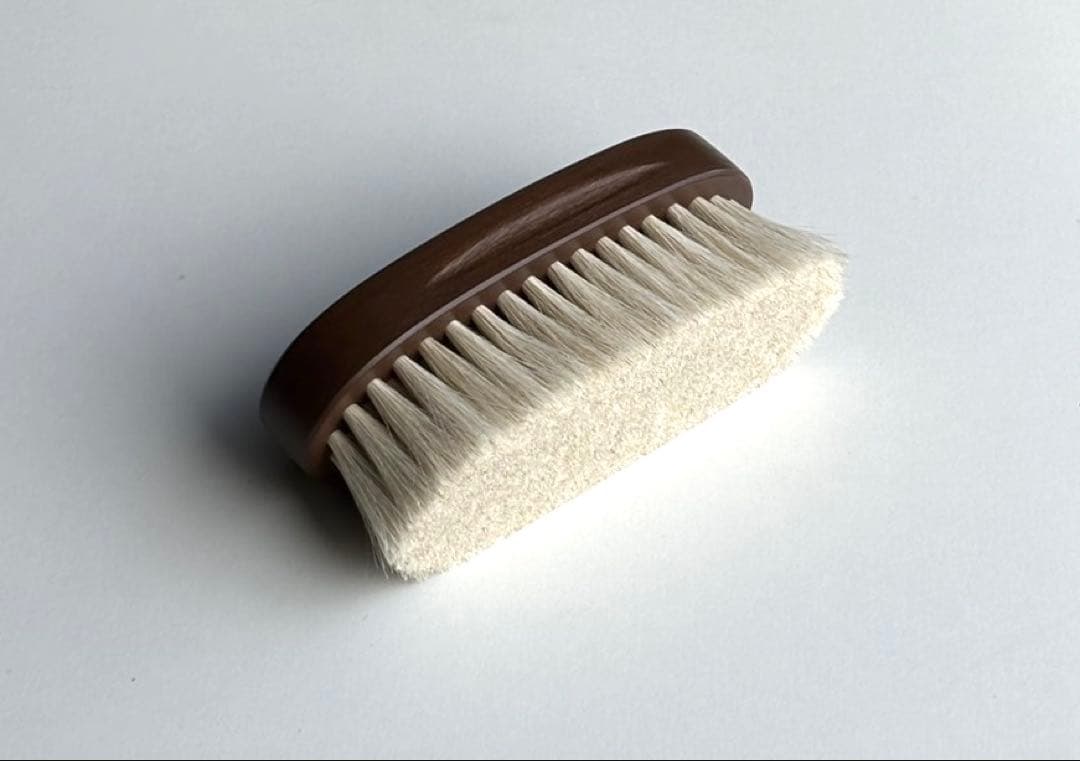 Special brush 白たてがみ【むぎ】