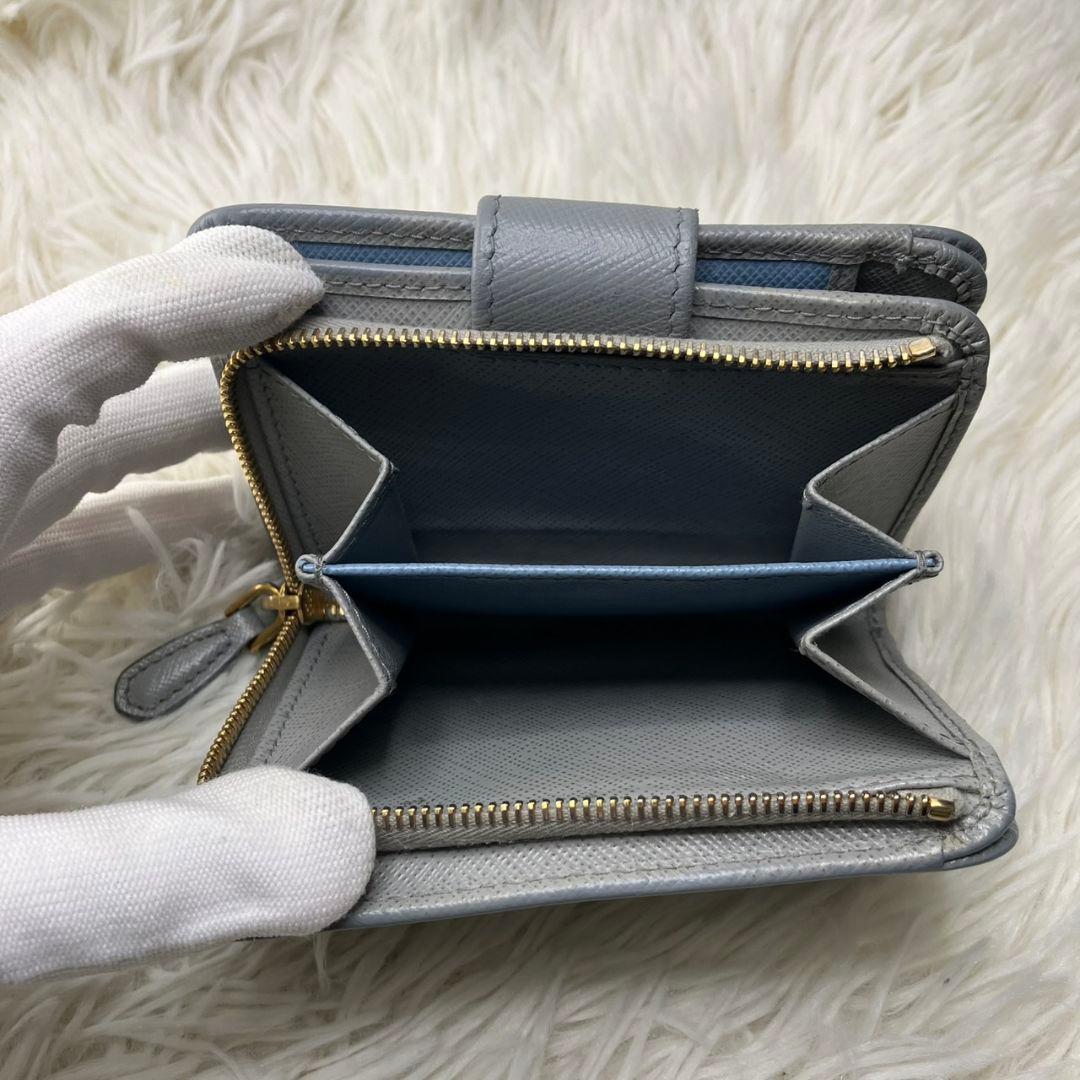 ✨現行モデル✨PRADA 二つ折り 財布 サフィアーノ メタルロゴ ICタグ