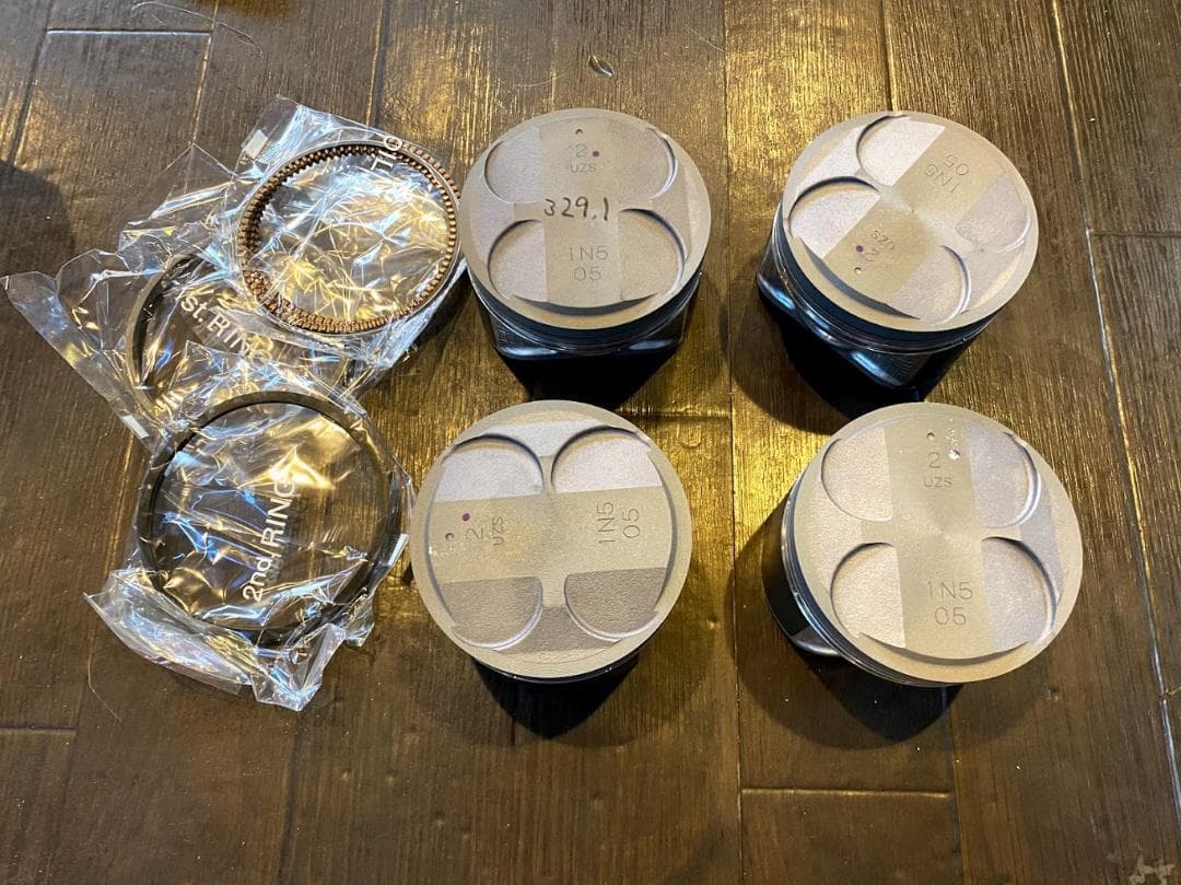 Ｓ１５シルビアオーテック　　純正ピストン S15シルビアオーテック 純正ピストン S15シルビアオーテック 純正