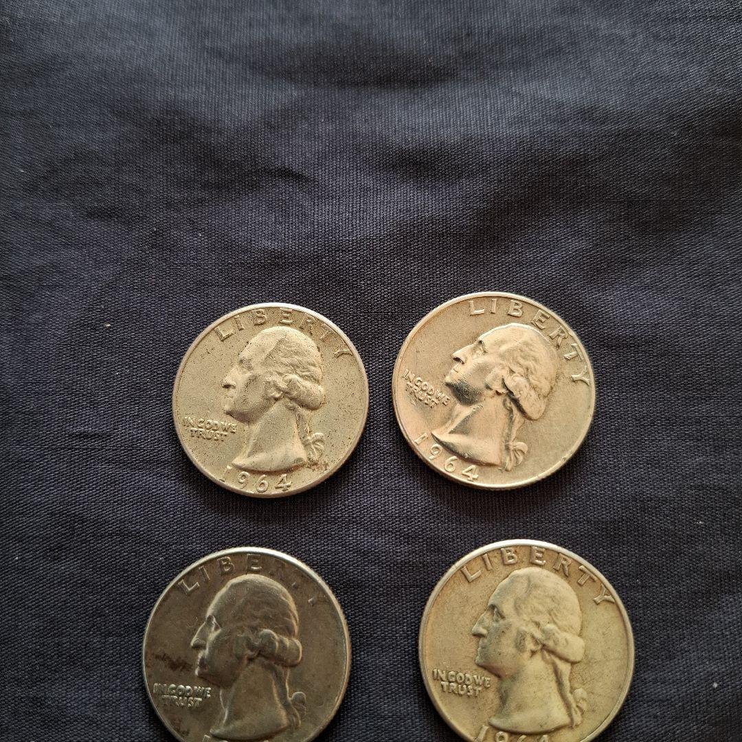 アメリカ、銀貨、1964年発行の25セント銀貨(銀90％)4枚