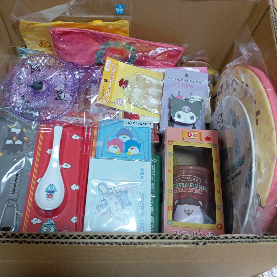 約１２０サイズ　キャラクターグッズ　大量　まとめ売り　セット　ノンジャンル