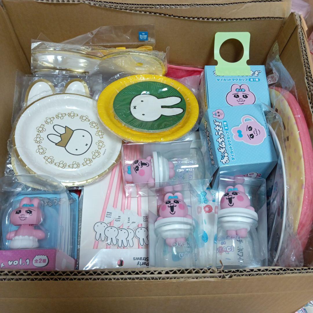 約１２０サイズ　キャラクターグッズ　大量　まとめ売り　セット　ノンジャンル
