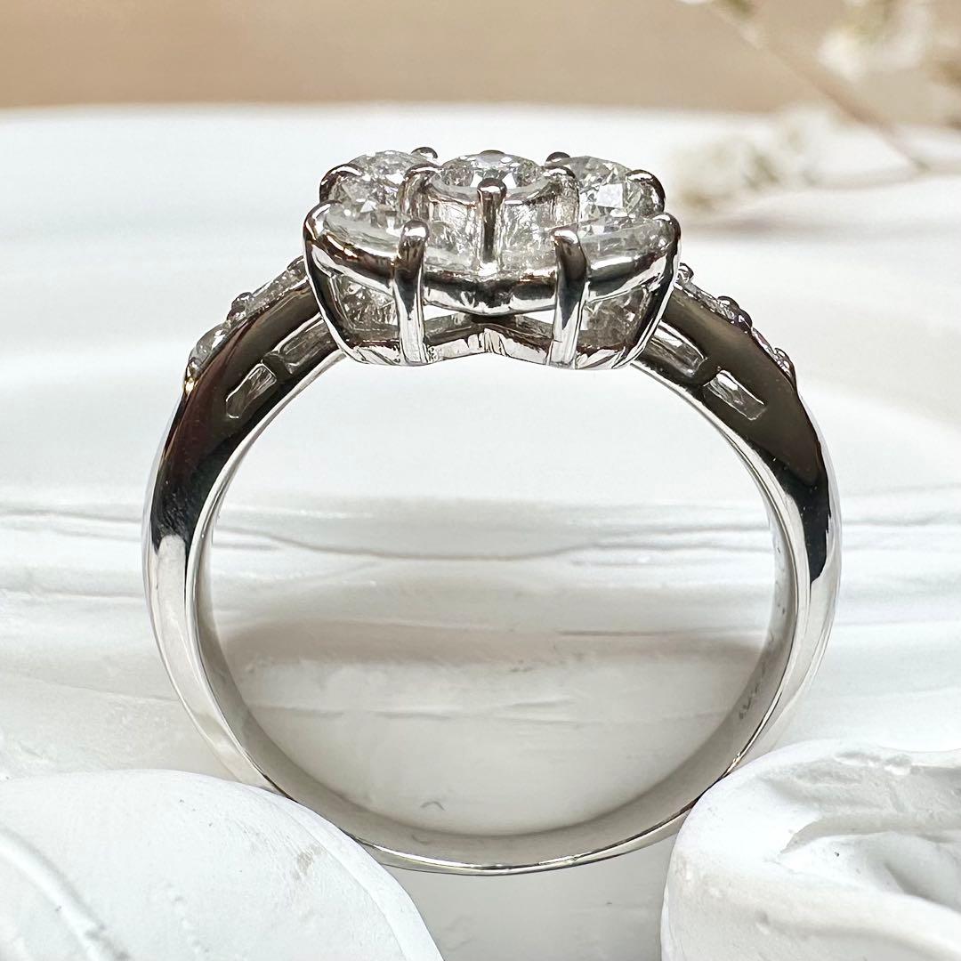 【M】PT900 ダイヤモンド 1.026ct リング フラワーモチーフ