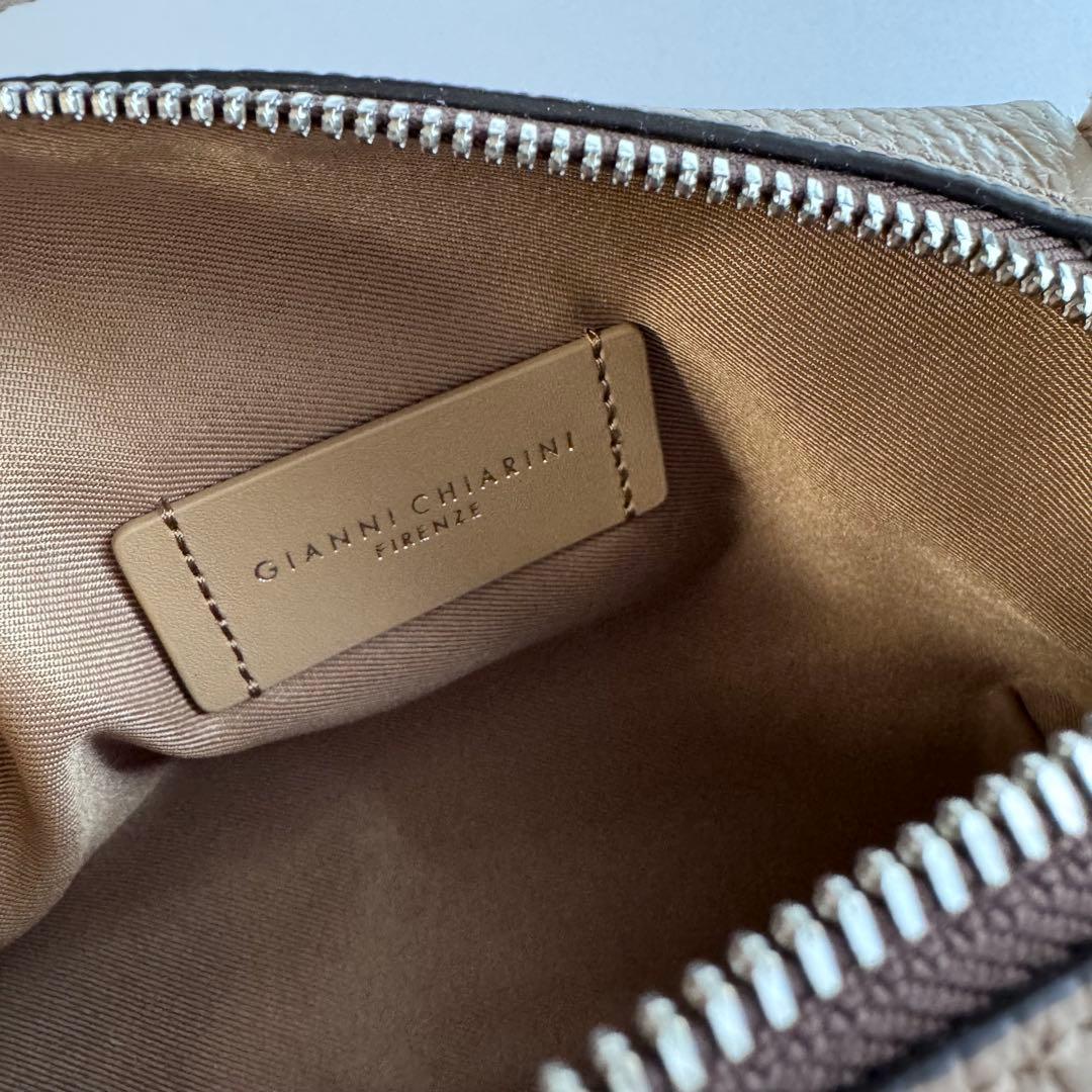 GIANNI CHIARINI ジャンニキアリーニ アルファS