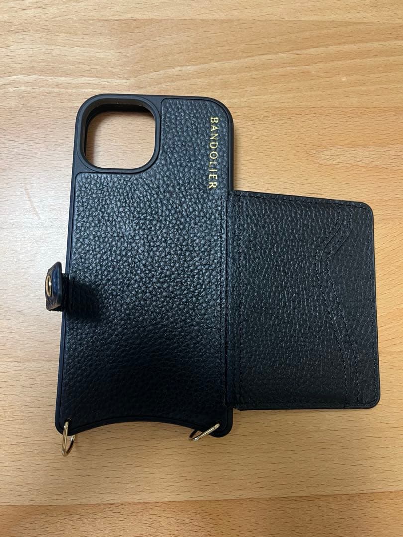 【バンドリヤー】レザー製iPhon15 ケース カードポケット付き