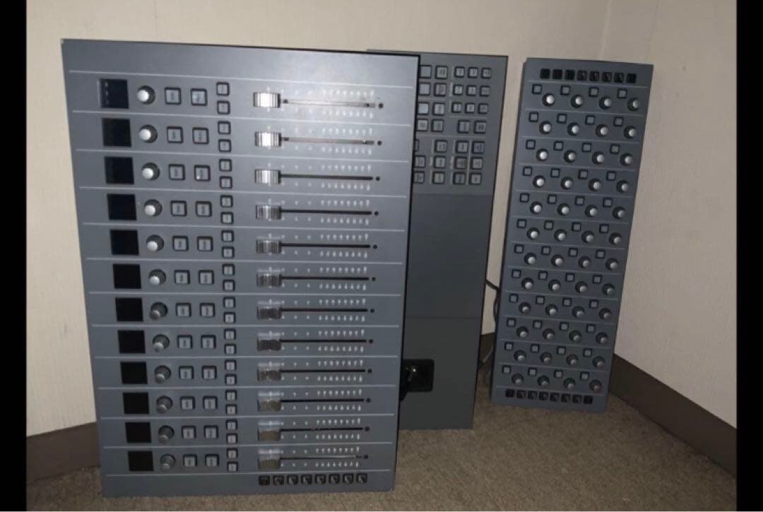 定価20万↑ FairlightEVO Blackmagic Design 宅録