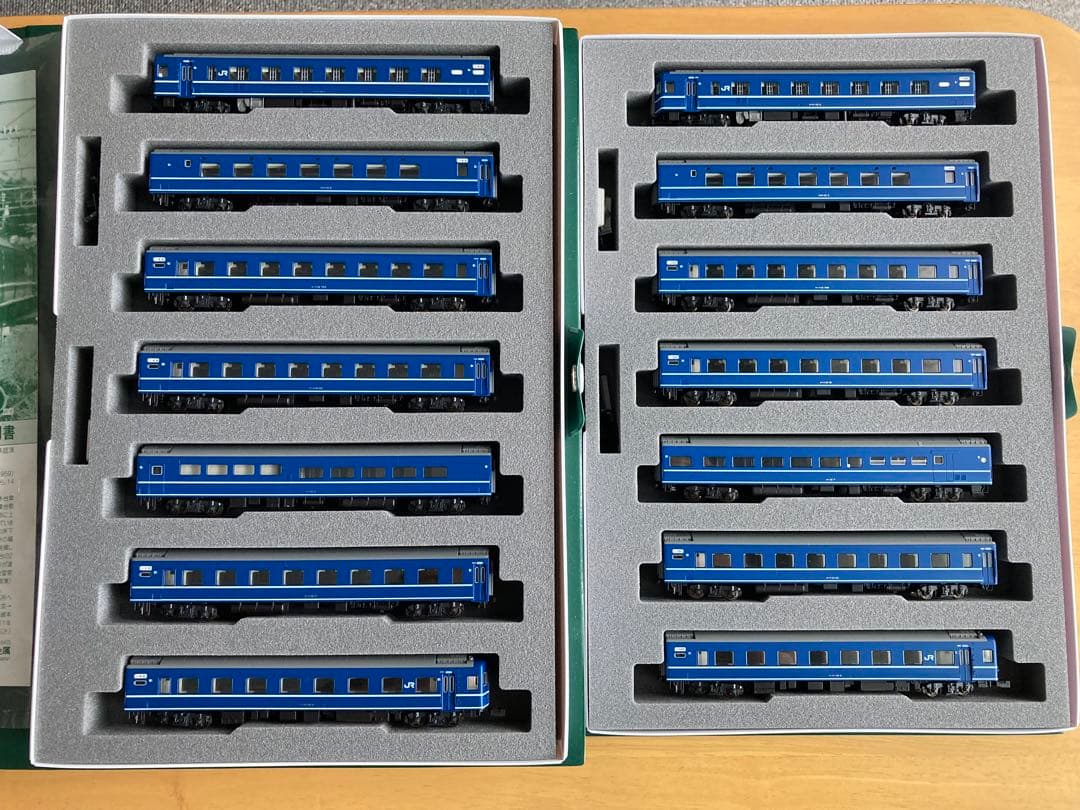 KATO Nゲージ　14系寝台特急さくらJR仕様　長崎・佐世保編成14両セット KATO 14系 寝台特急さくら 長崎・佐世保編成 14両セット 14系 寝台特急「