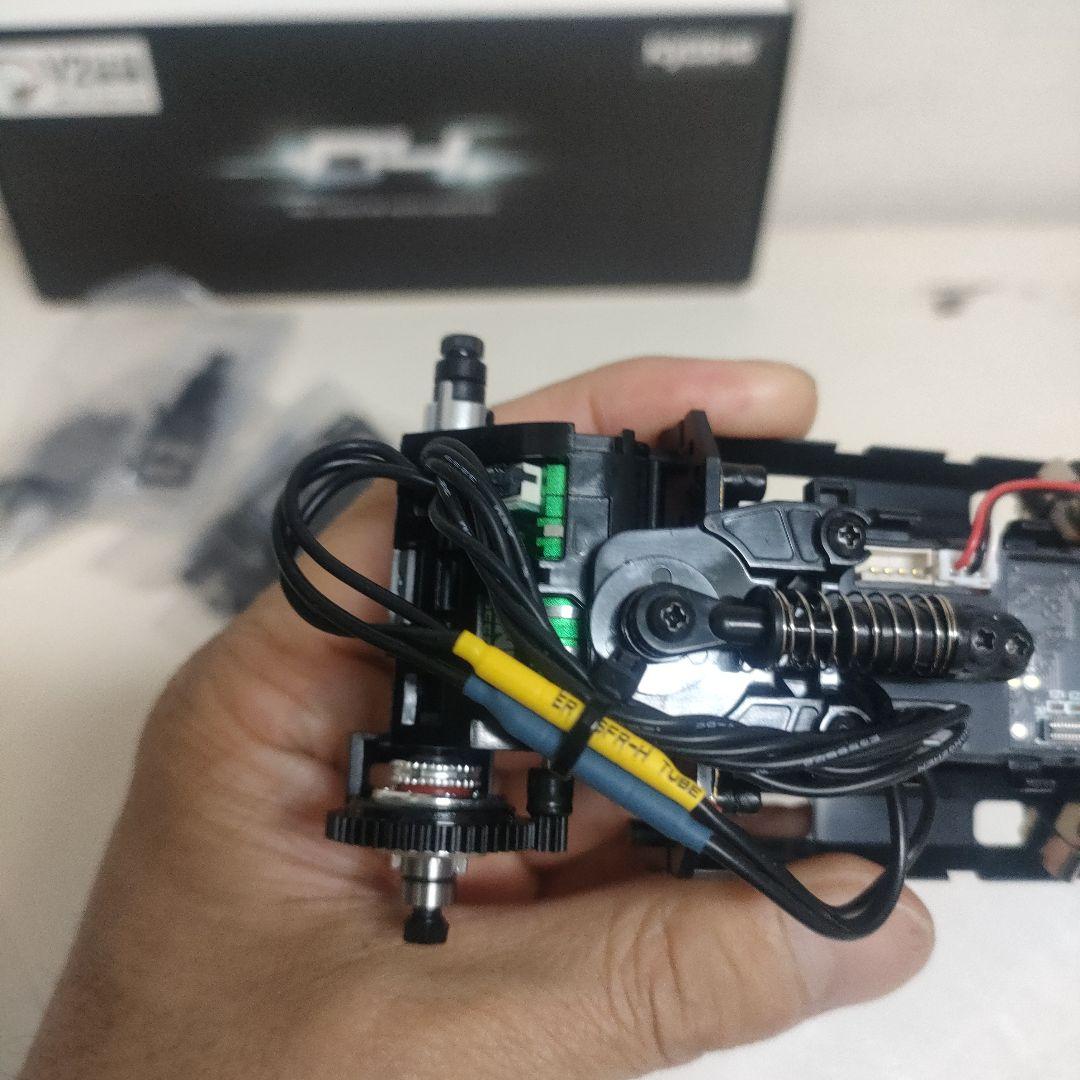 【未走行】MR-04 EVO2シャーシセット (4100KV) V2ジャイロ搭載