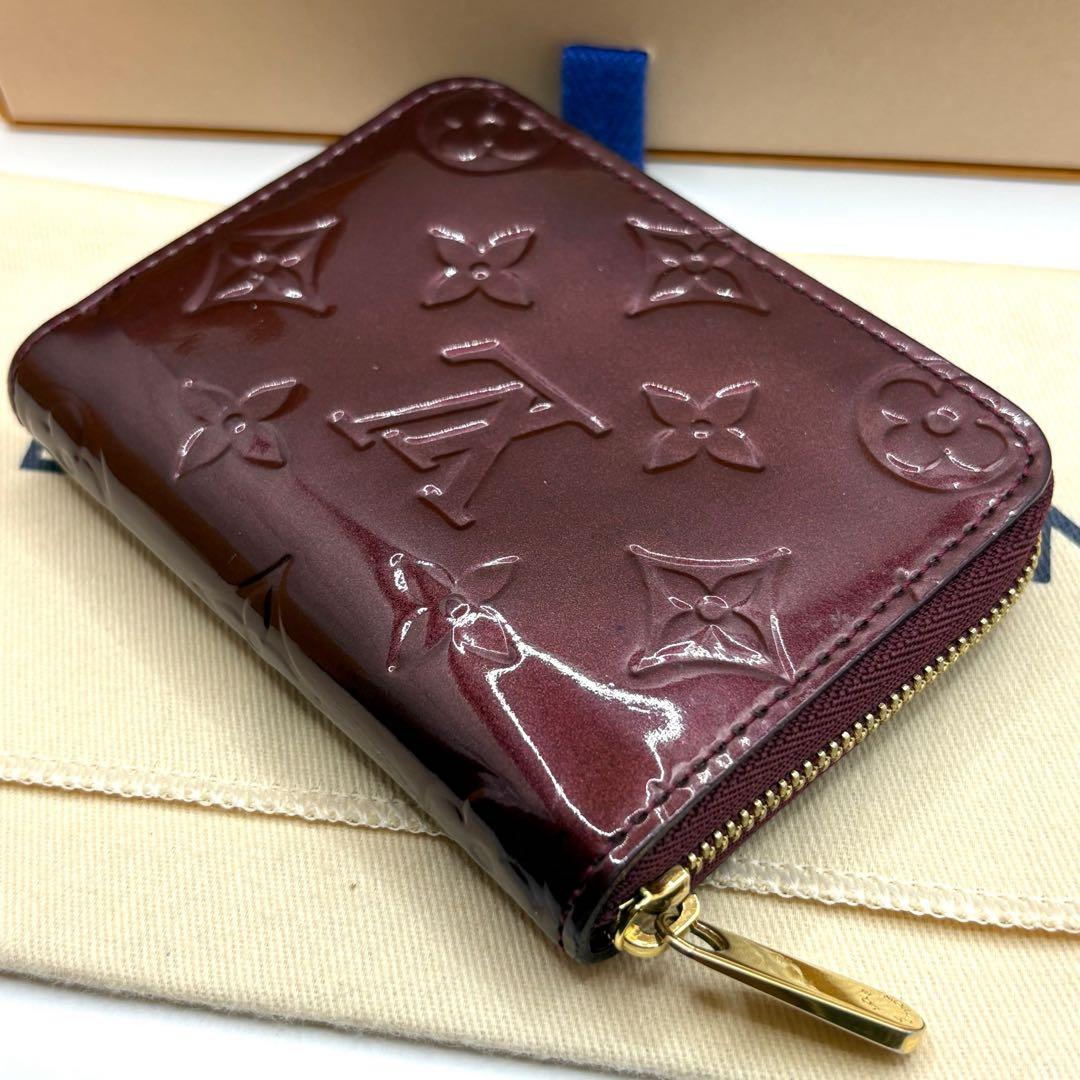 【美品】ルイヴィトン モノグラム ヴェルニ ジッピーパース アマラント