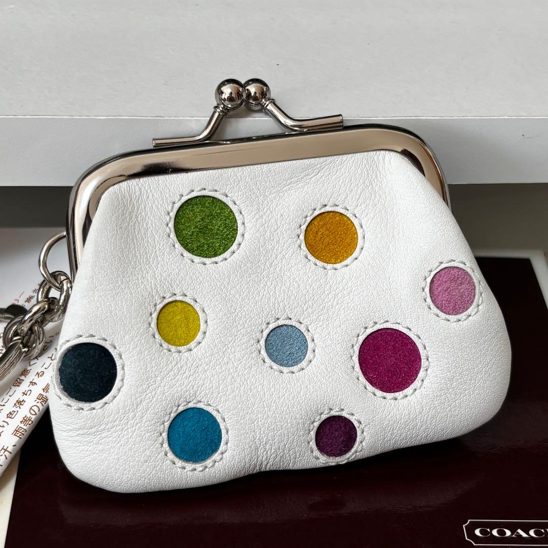 新品 COACH コーチ がま口 キーホルダー 財布 ドット カラフル ホワイト