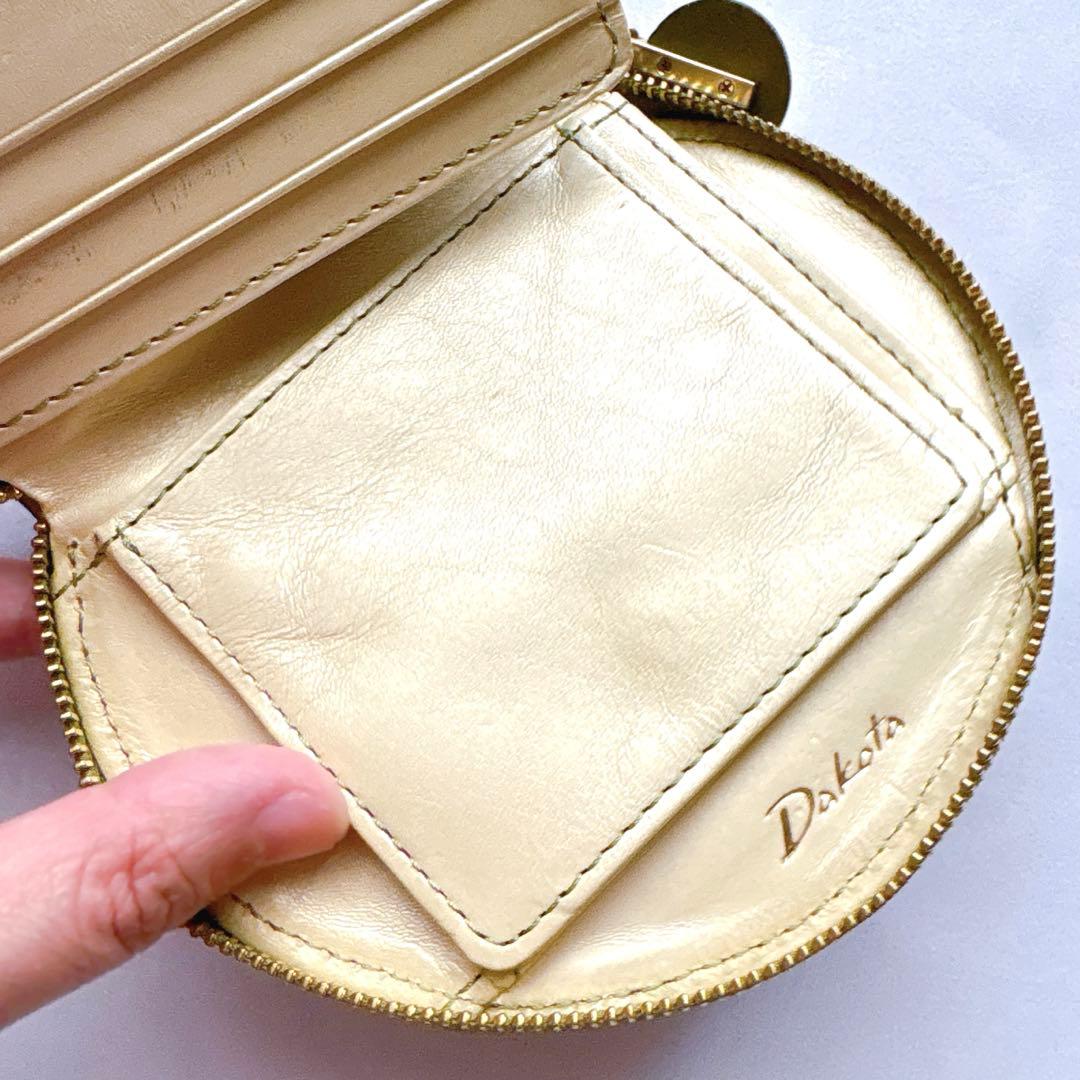 美品】DAKOTA ダコタ チェルキオ 冬限定カラー 二つ折り財布 グリーン