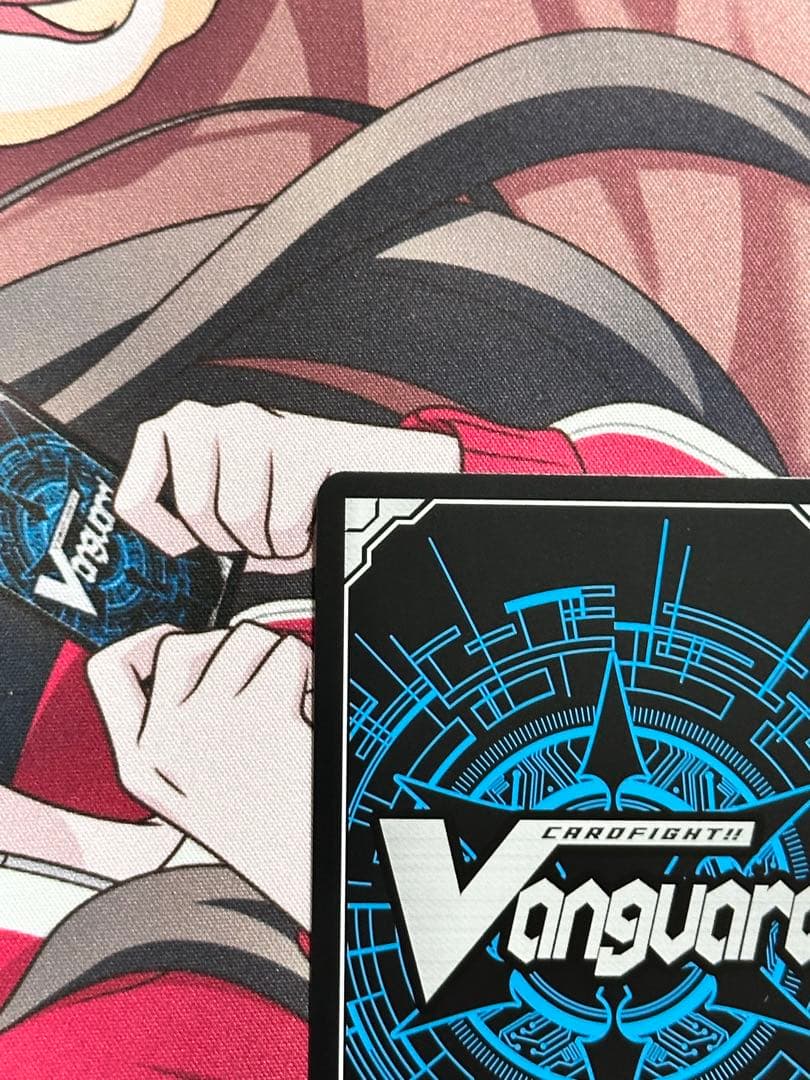 カードファイト‼︎ヴァンガード　極光烈姫 セラスピュアライト　SSR サイン