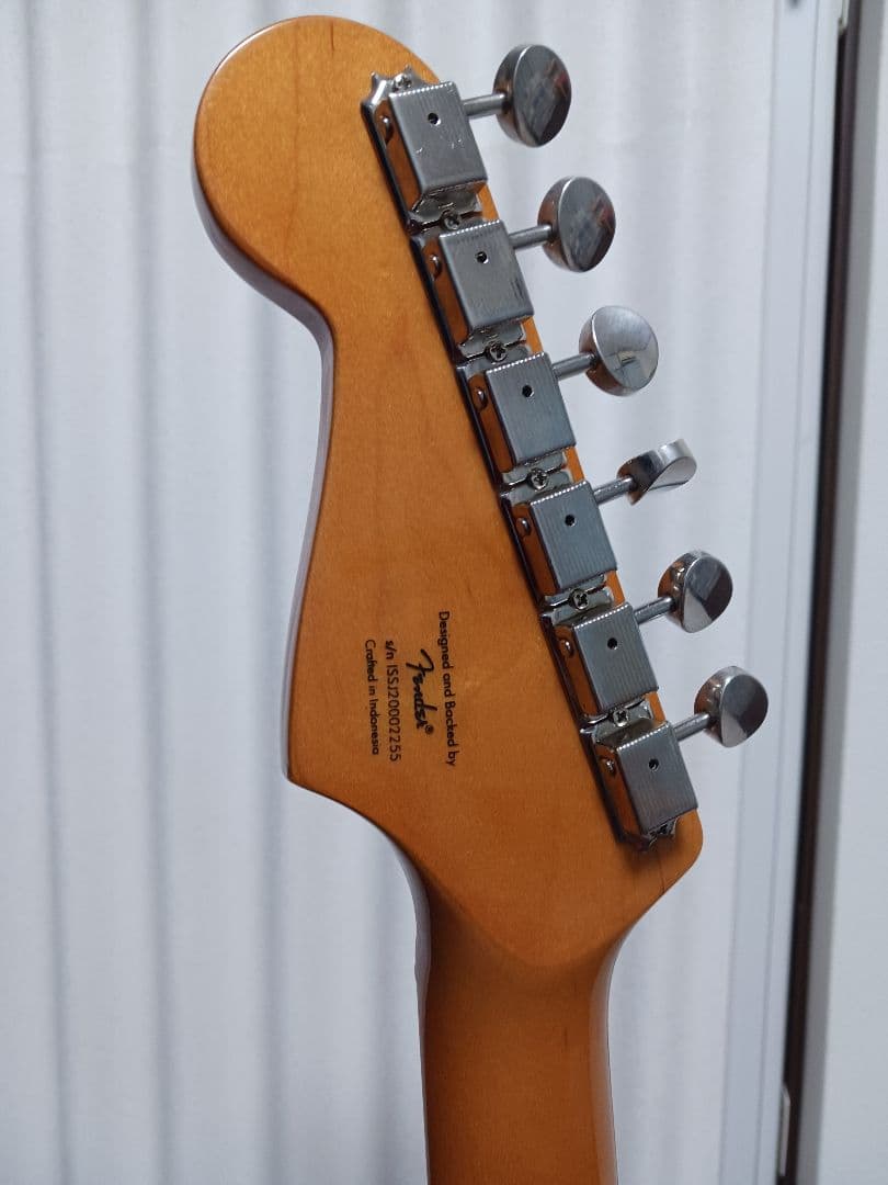 ギター squier classic vibe festa red