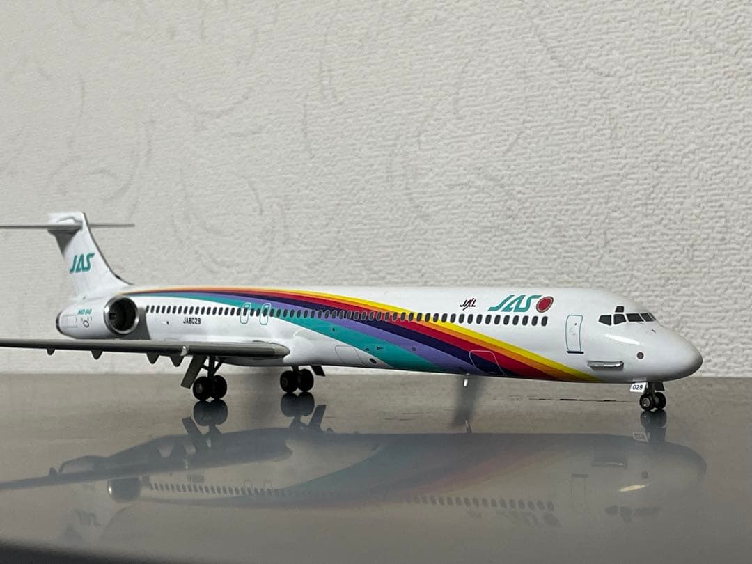 JA S旅客機MD-90 スケール1:200