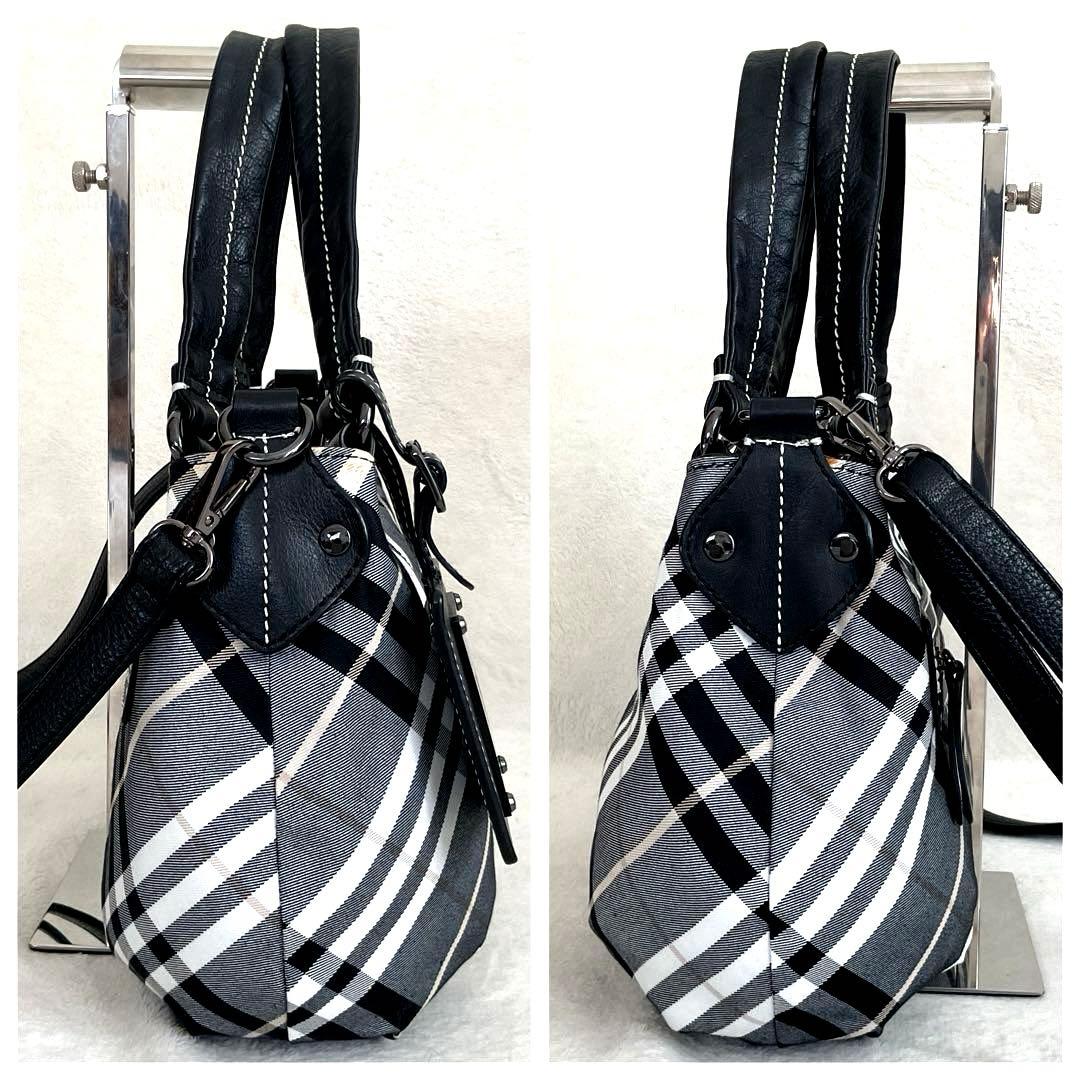 【美品】バーバリーショルダーバッグ オールレザー リバーシブル 黒 2way