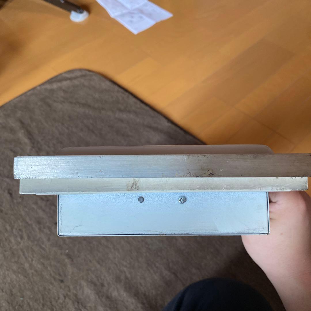 鉄道　車内灯？