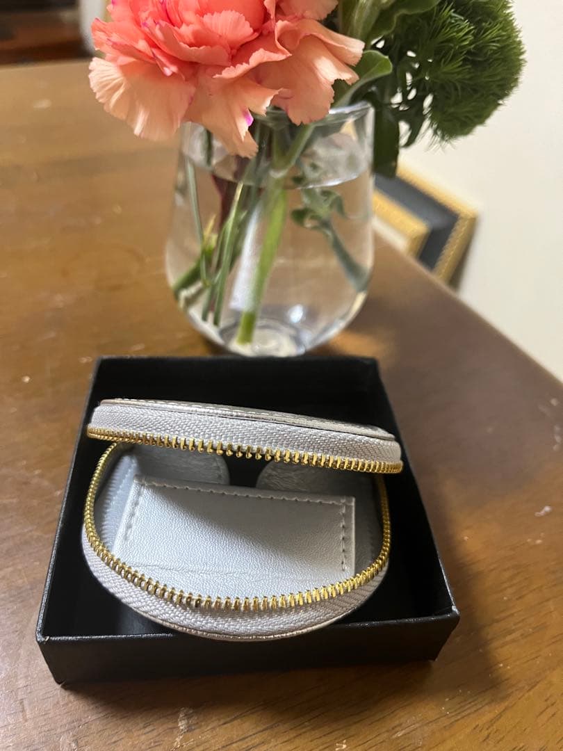 d*n様 奉仕品　菊葉文化協会　菊の紋　シルバー ケース