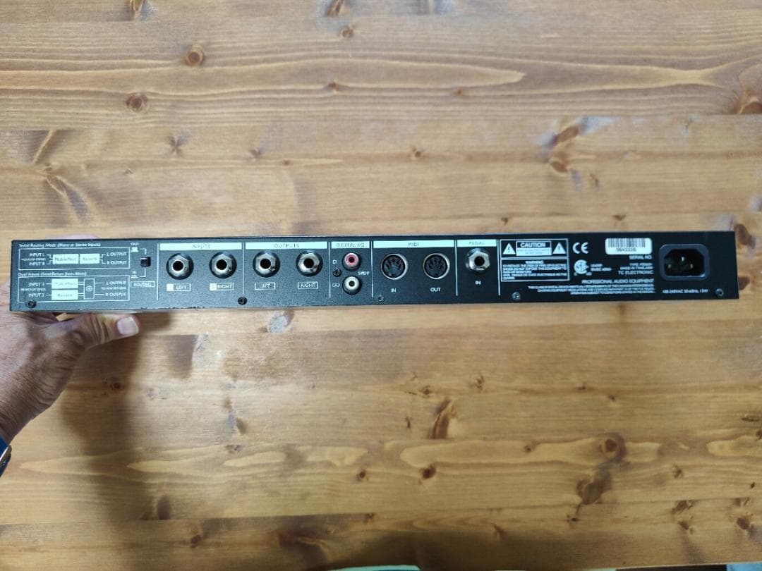 tc electronic M300 空間系マルチエフェクター