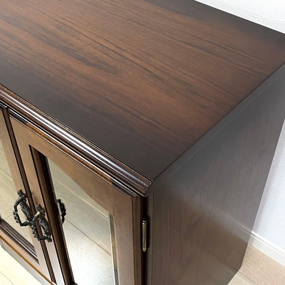 そ64)カリモク karimoku コロニアル ガラスキャビネット そ64)カリモク