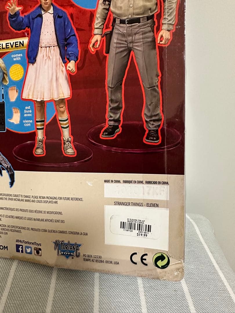 よしよし　ストレンジャーシングス　エル　イレブン　フィギュア