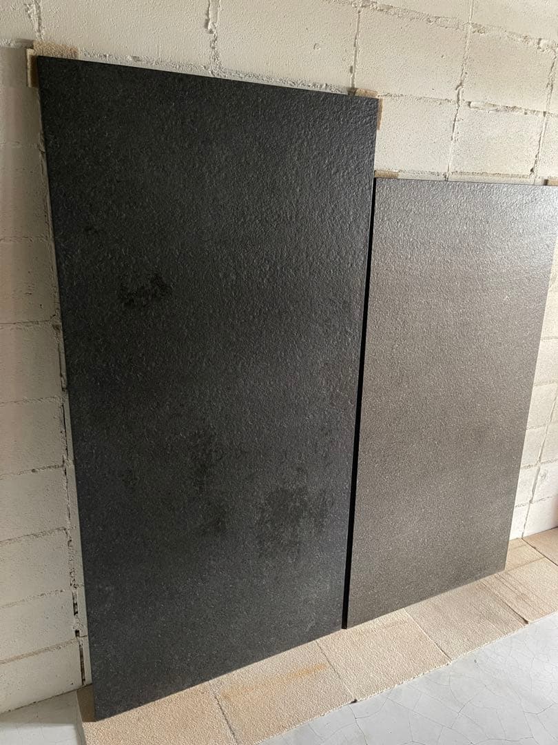 やー　御影石 × ウォールナット　ダイニングテーブル　クラスティーナ