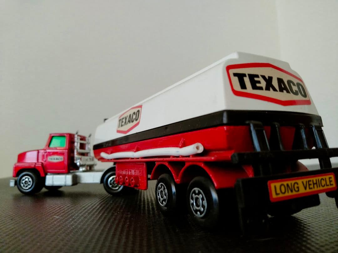 【美品・絶版】マッチボックス スーパーキング ARTICULATEDタンカー