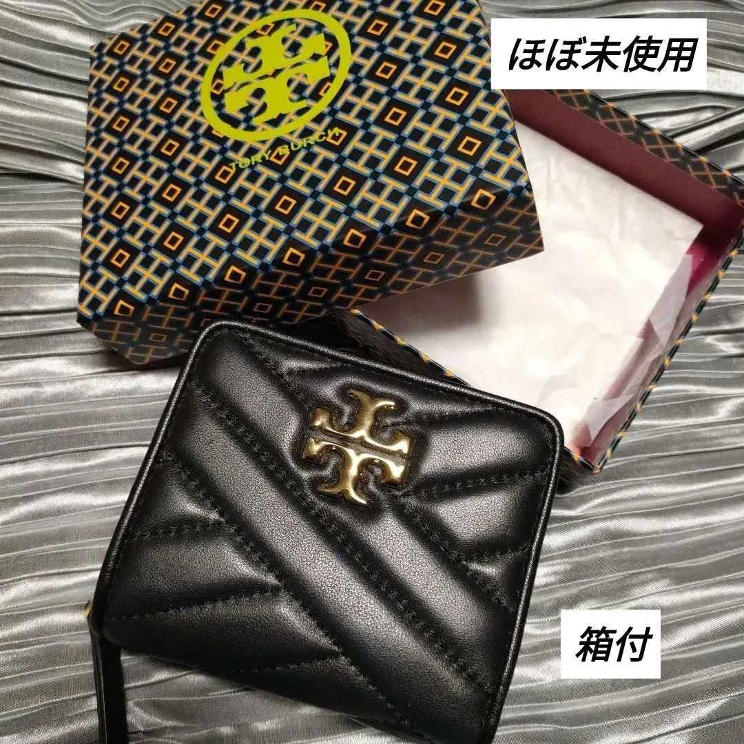 【ほぼ未使用】トリーバーチ Tory Burch ブラック 二つ折り財布 TORY BURCH（トリーバーチ） 二つ折り財布 T Monogram Tモノグラム
