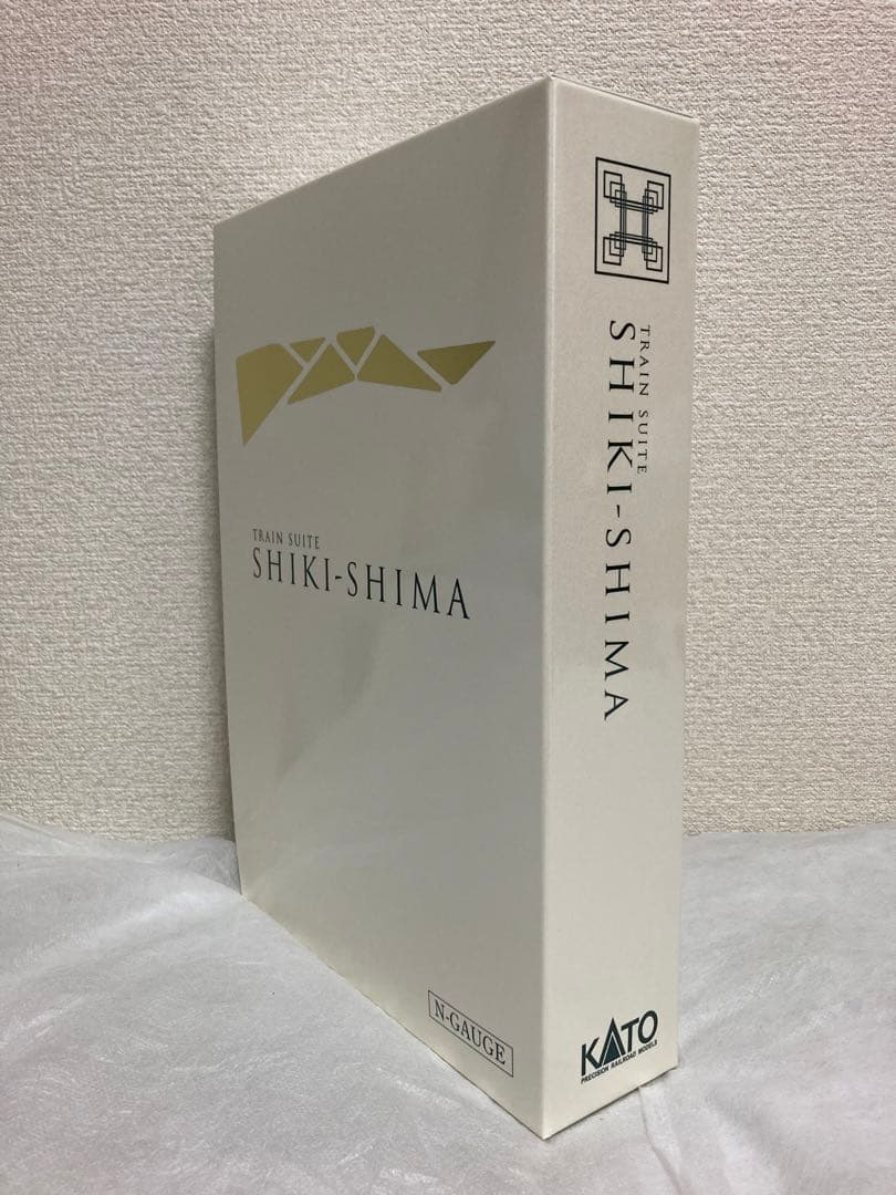 KATO 四季島　限定品 KATO 四季島 限定品 KATO】E001形〈TRAIN SUITE 四季島〉2023年10月