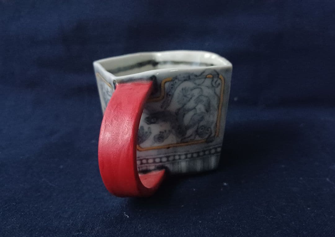 ☆新品未使用☆ 由良薫子 マグカップ 妖怪 作家 販売 由良薫子 妖怪