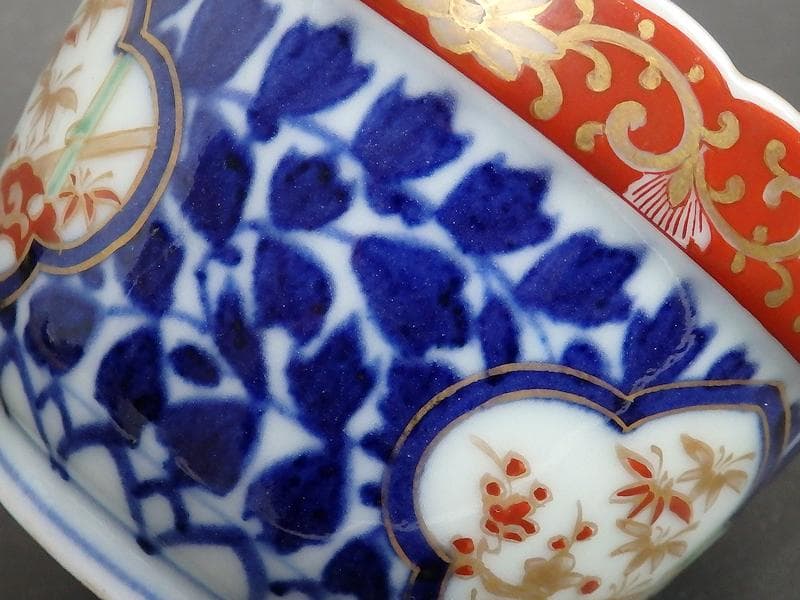 大聖寺伊万里　染錦　窓絵　葉唐草の図　向付　２客　D686AS-BDu