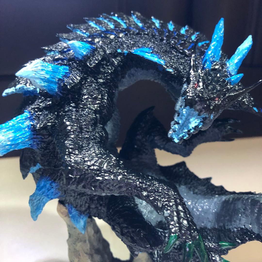 塗装済み ラギアクルス希少種 クリエイターズモデル フィギュア