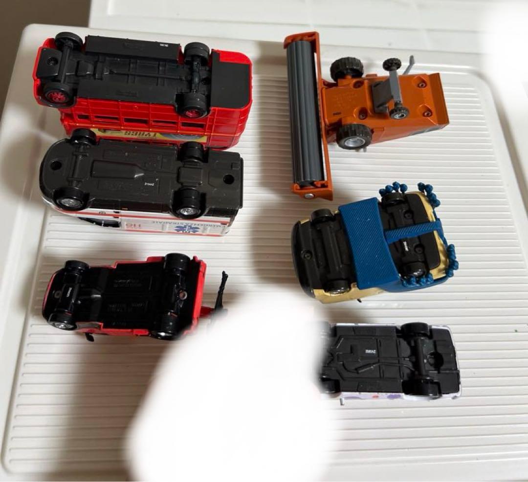 カーズ、ミニカー、マテル（フランク、ポルトコルサ、アイス、すもう）