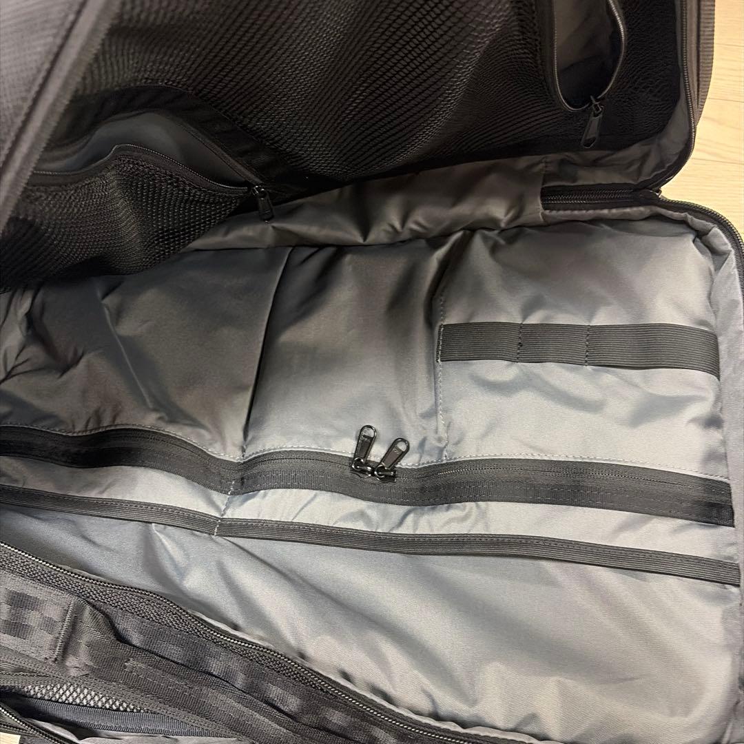 タイムセール　CHROME TURRET TRANSIT PACK 20L