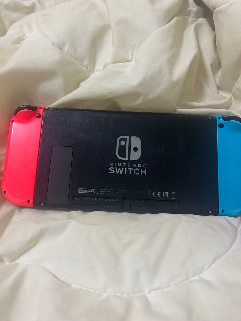 Nintendo Switch 本体 青と赤 任天堂スイッチ