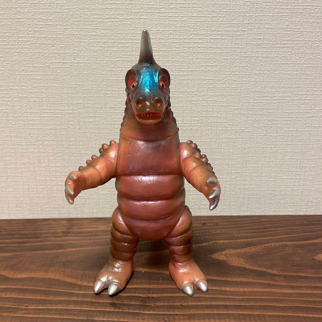 ブルマァク　ブラックギラス　ソフビ